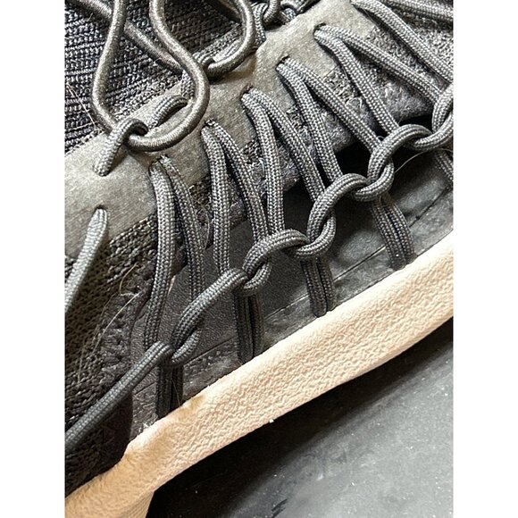 Keen Womens UNEEK Black Sneaker Sandal Size 8 With Eco Anti-Odor Footbed - Picture 6 of 10